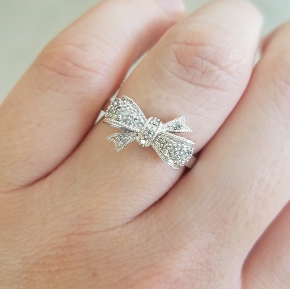 Zales Jewelry - 10k white gold 1/10CT Diamond Bow Ring Zales